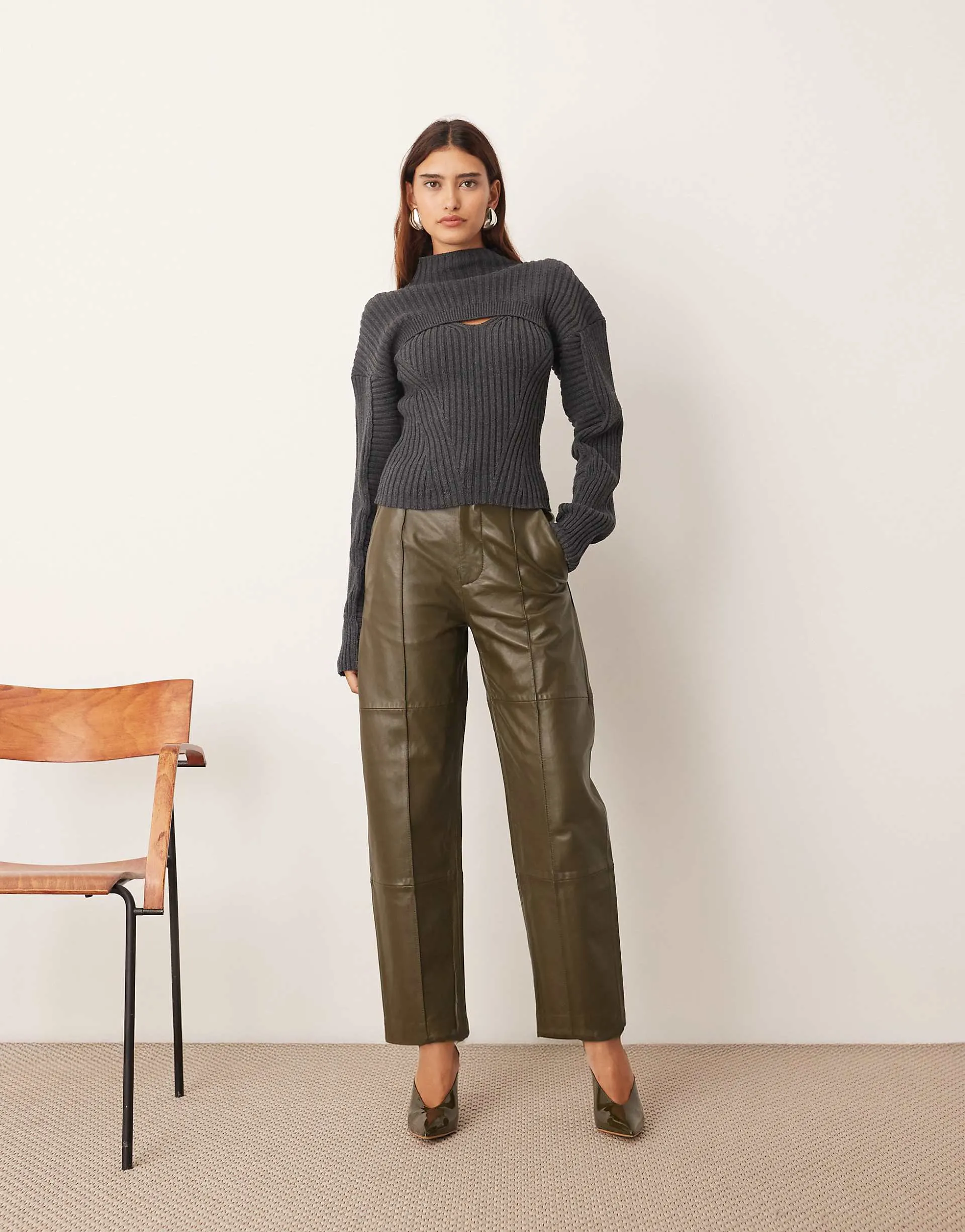 OLIVE GREEN