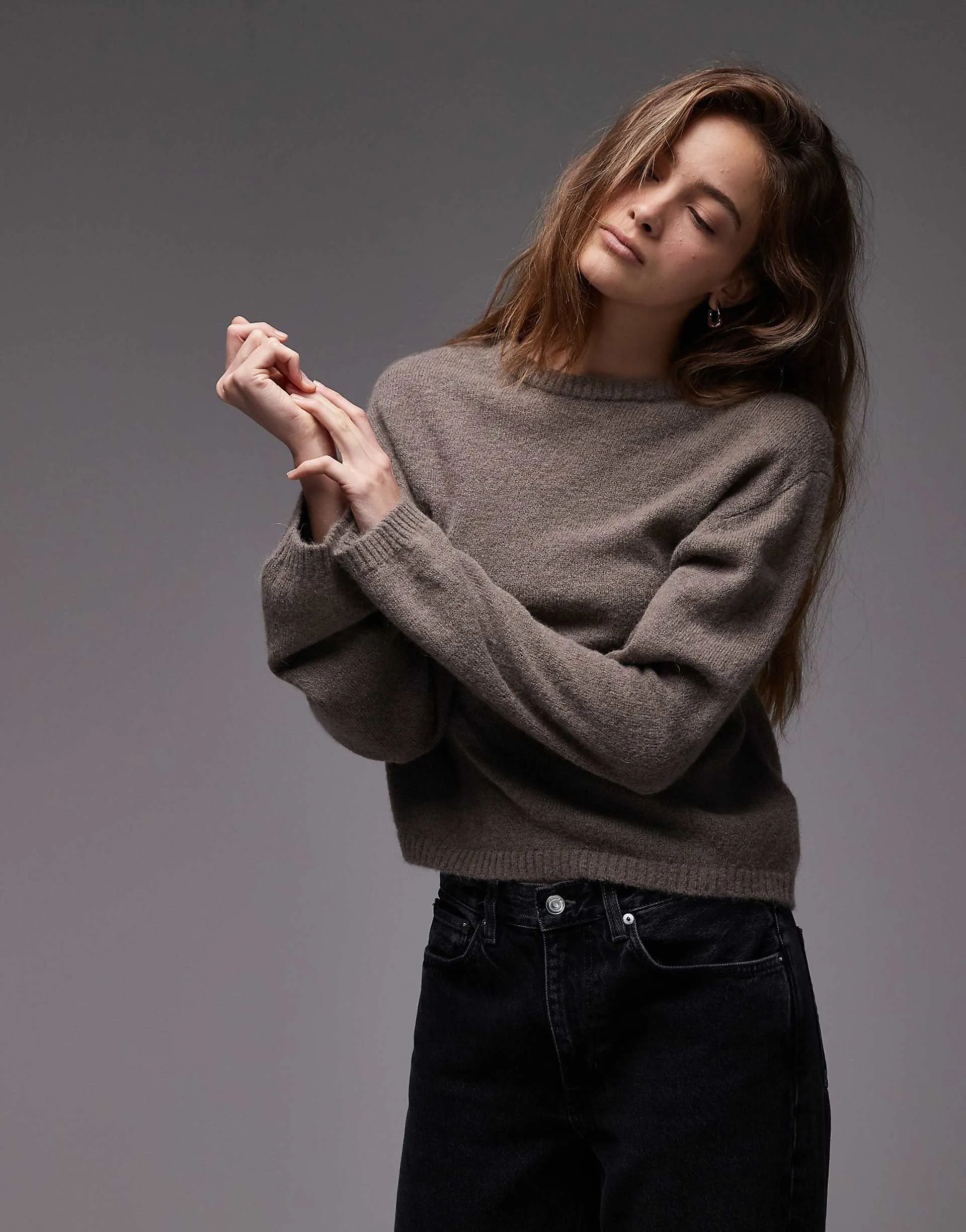 LIGHT BROWN