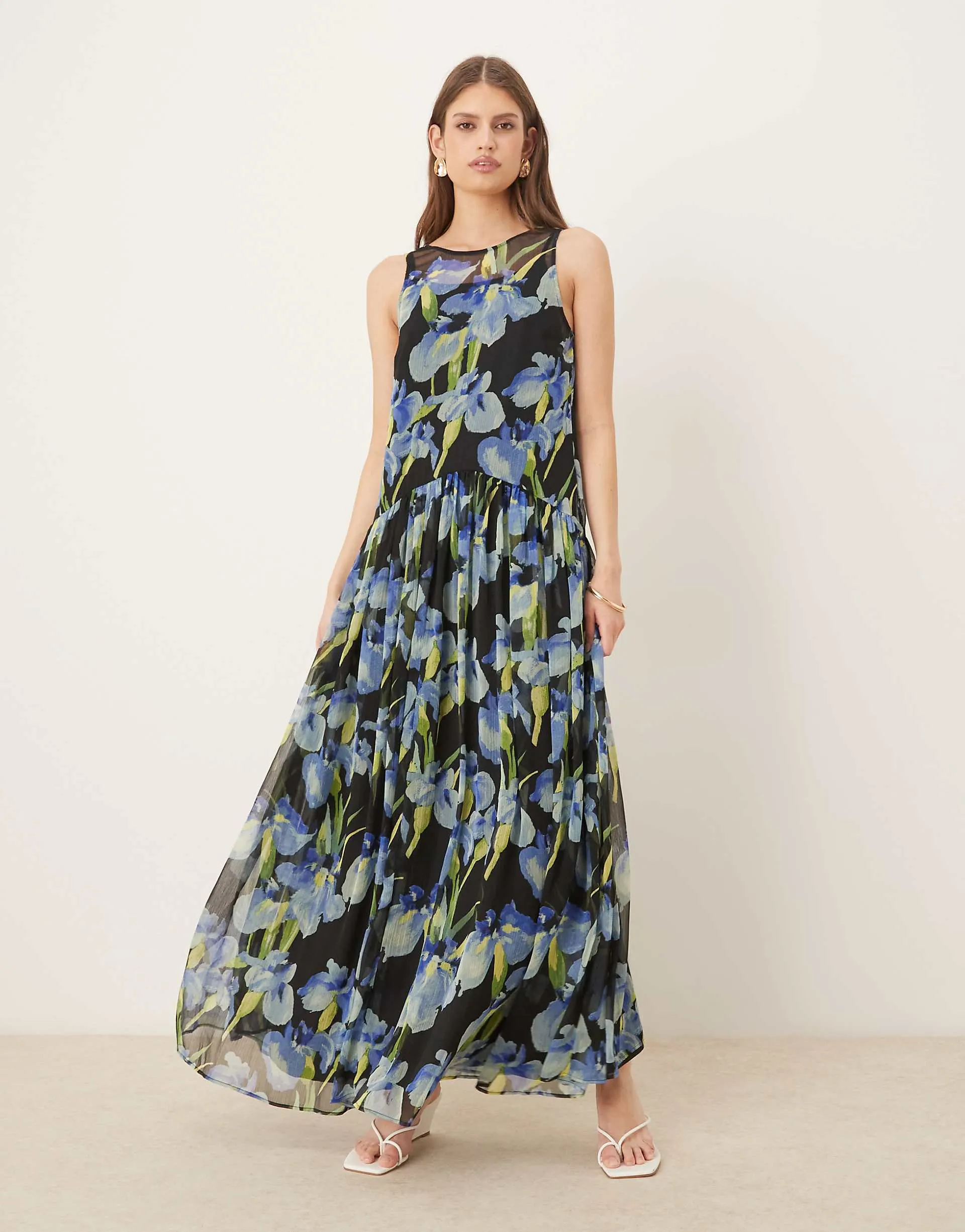 Dark based floral