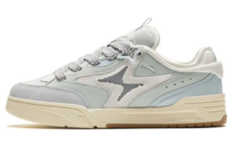 Серо-зеленый