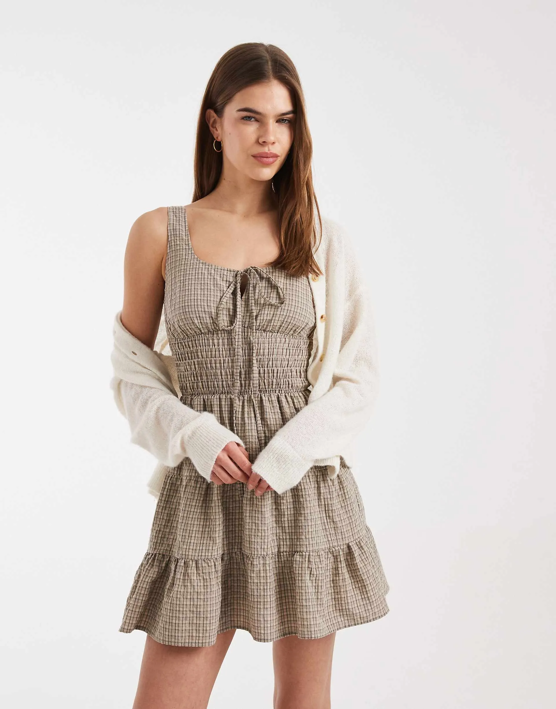 Beige check