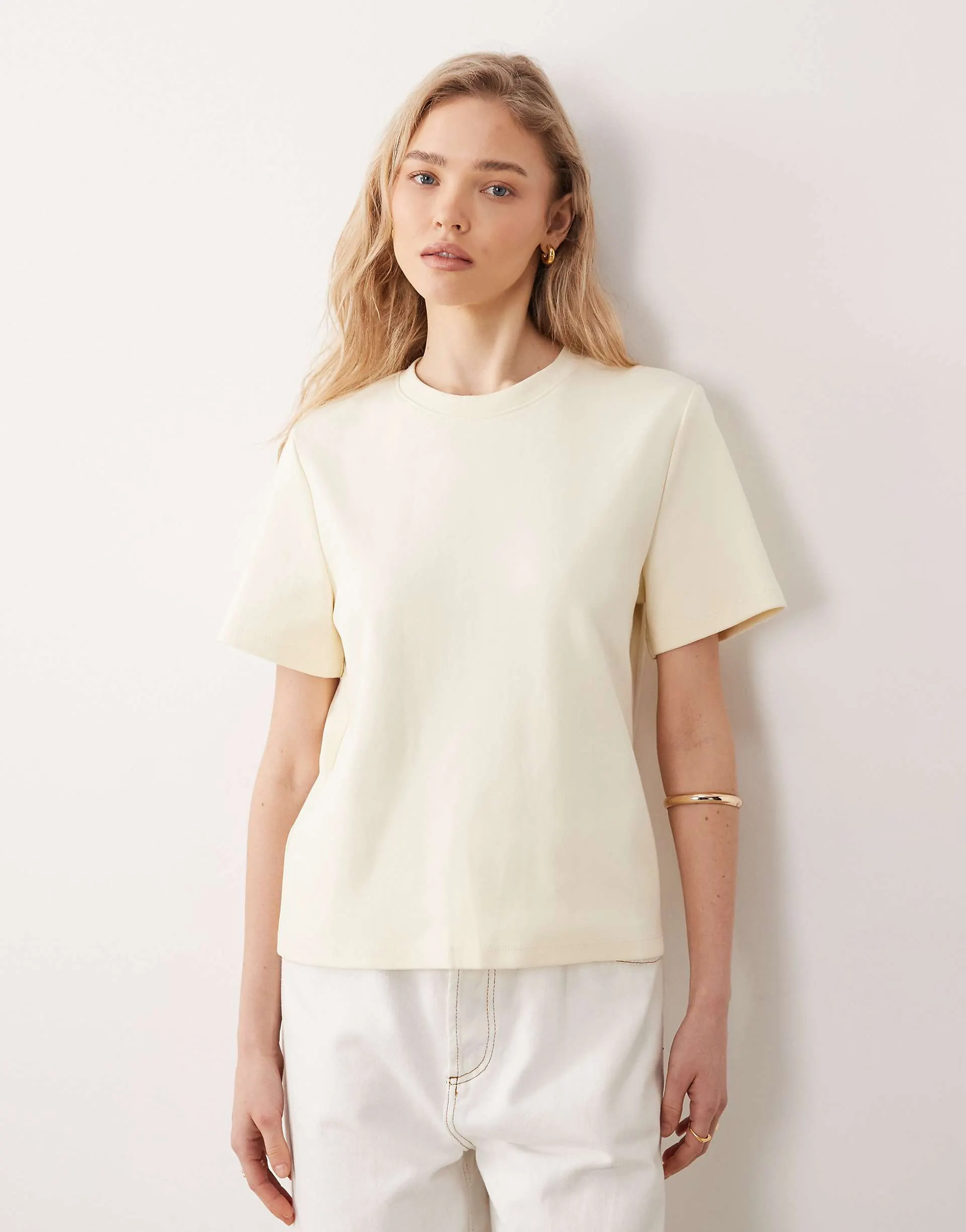 Butter yellow