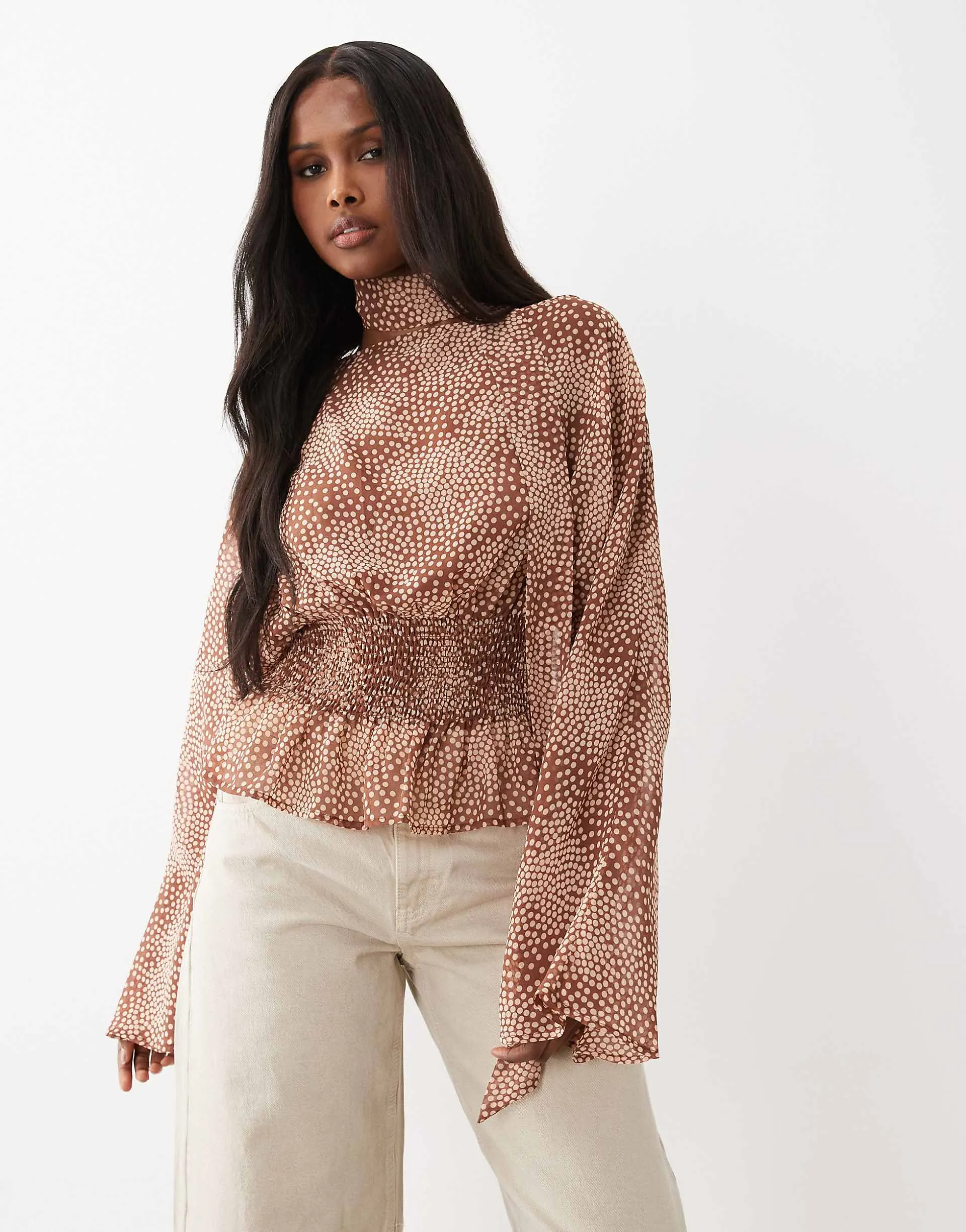 Light brown dot