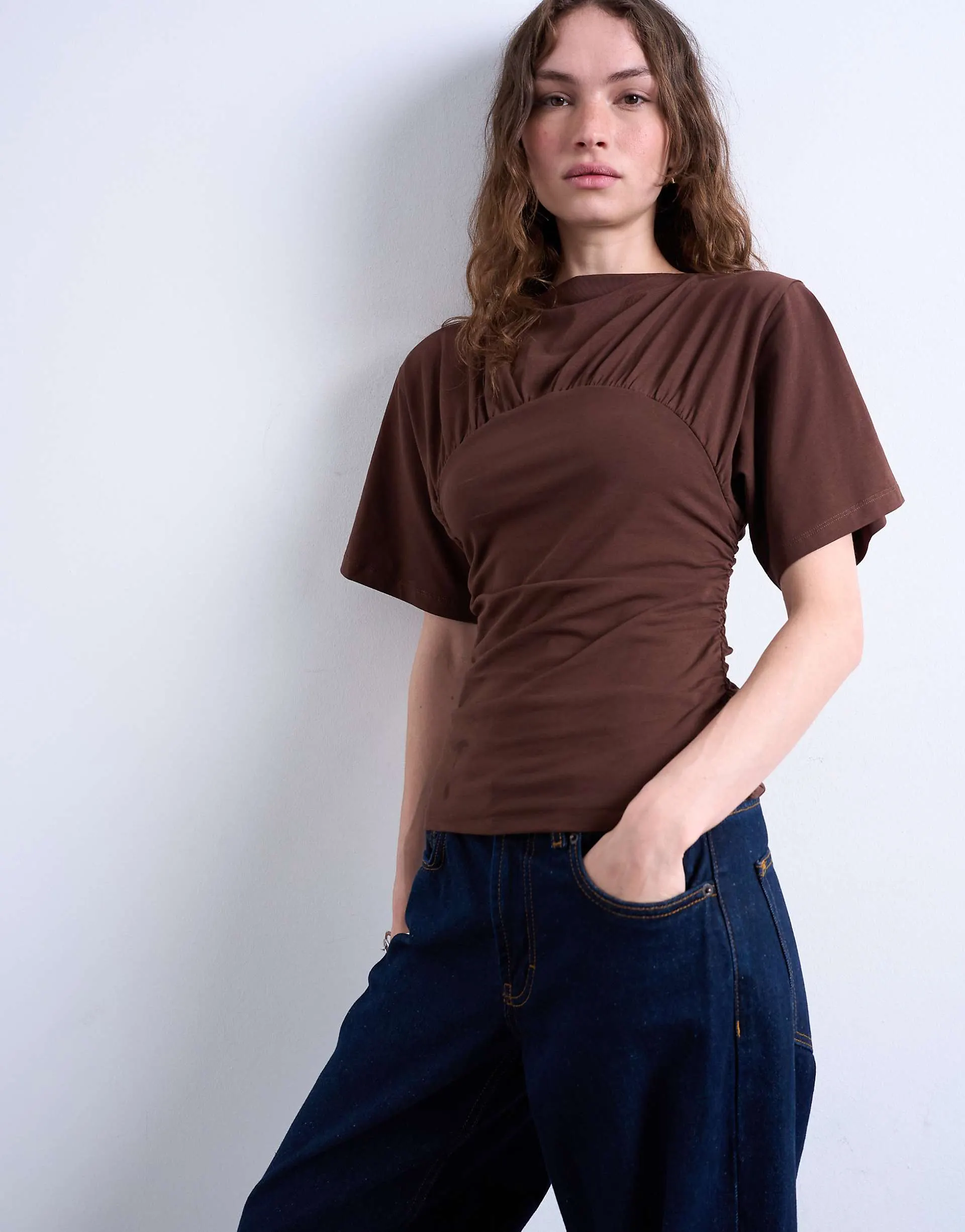 CHOCOLATE BROWN