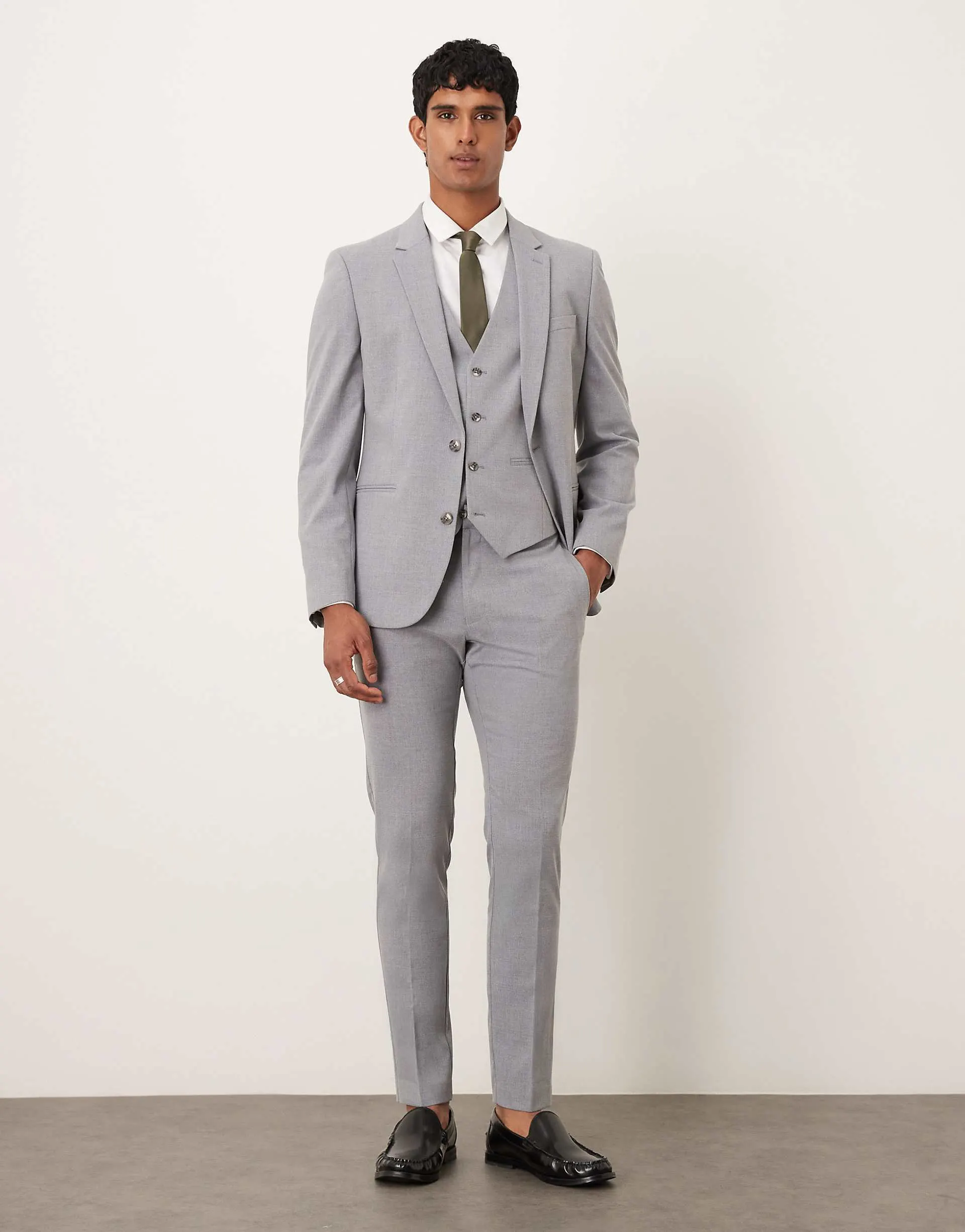 LIGHT GRAY